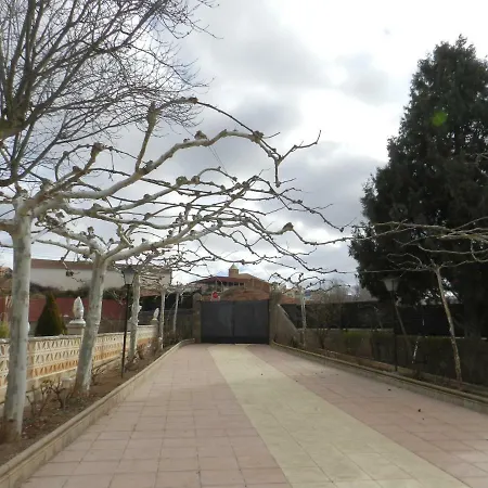 Chalet Puerta Castralvo * Τερουέλ