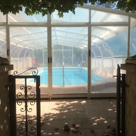 Chalet Puerta Castralvo 펜션 *