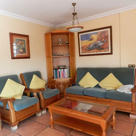 Chalet Puerta Castralvo *