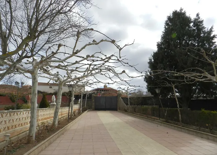 Chalet Puerta Castralvo * Τερουέλ